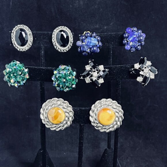 Unbranded Jewelry - Vintage Lot Of 5 Silver Tone Clip On Earrings (5278)